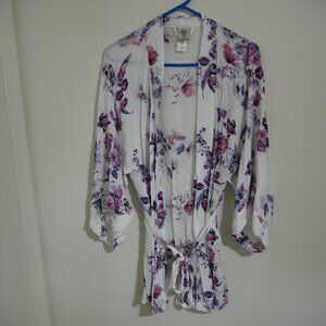 In Bloom By Jonquil Women's M-L White & Pink Floral Kimono
